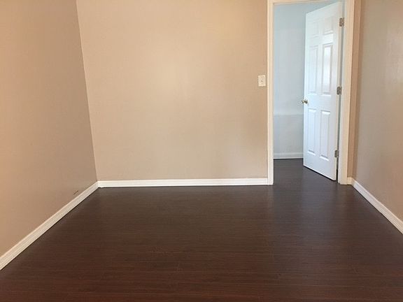 3rd image of 4129 Bunnell Dr