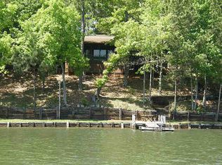 323 Pinetree Rd, Hamilton, GA 31811