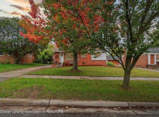 2214 Barstow Rd, Lansing, MI 48906