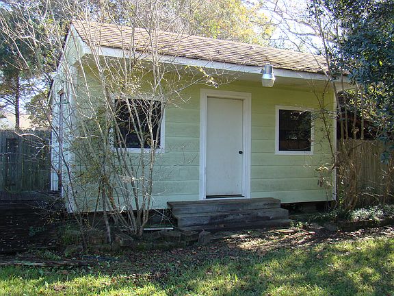 2nd image of 7712 Bronco Ave.