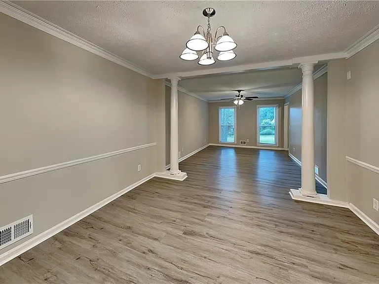 2090 Moccasin Way SW — Photo 9