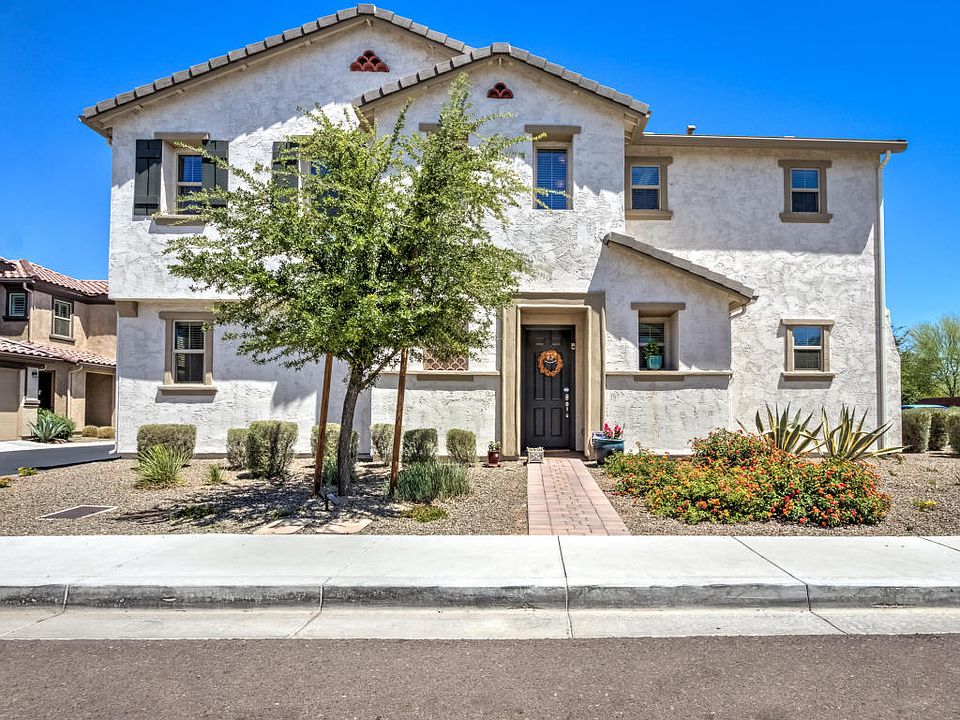 1st image of 4726 E Betty Elyse Ln