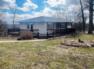 10296 Newkirk Rd, Big prairie, OH 44611