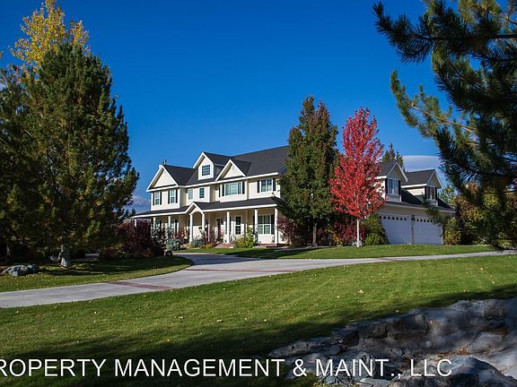 3rd image of 1407 Willow Creek Ln