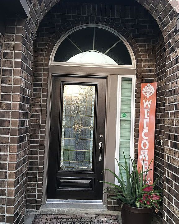 2nd image of 14527 Myers Dr