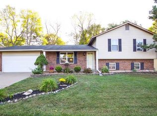 1621 Dahlia Ct, Saint Charles, MO