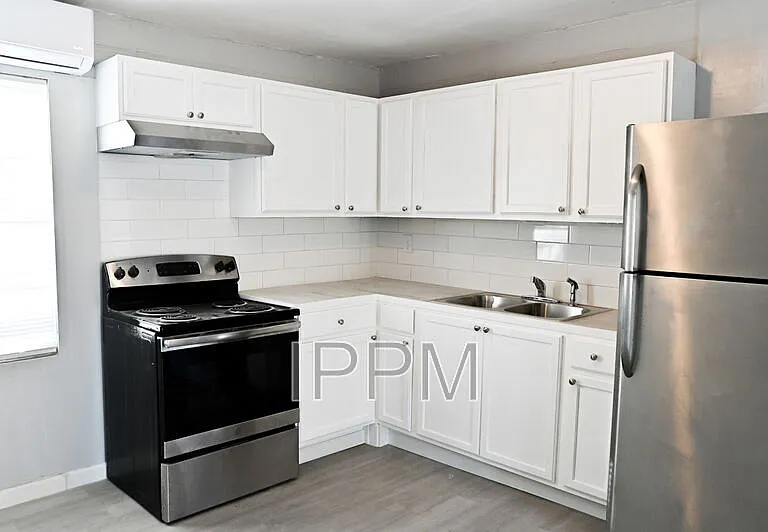 1141 W Acacia Ave #8 — Photo 10