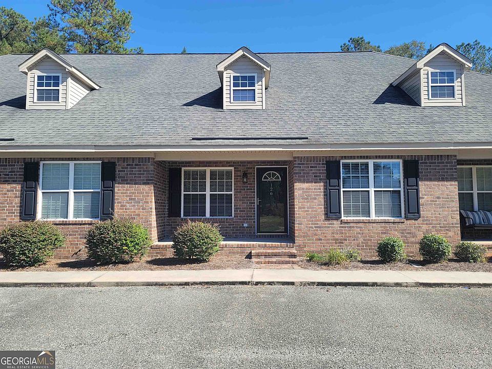 1st image of 126 Lakeview Commons Dr