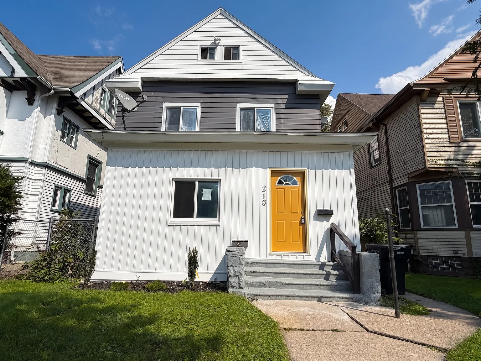 210 S Taylor St - APT 1 - 1 — Photo 1