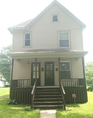 1st image of 378 S Rosewood Ave