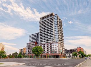 28 Ann St #909, Mississauga, ON