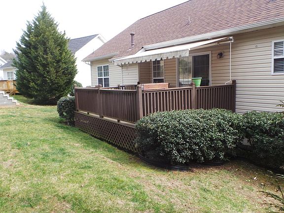 3rd image of 1741 Somersby Ln