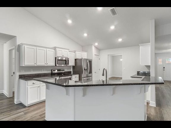 5th image of 5785 Dogwood Dr E