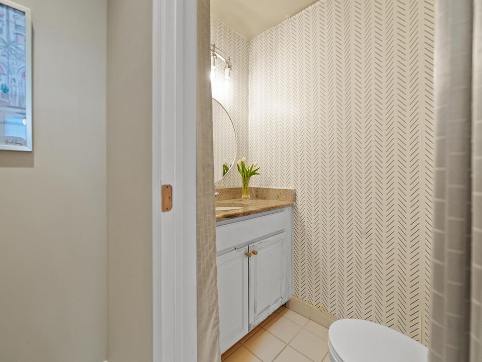 7288 Danbrooke, photo 26