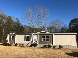 721 Old Runway Rd, Nacogdoches, TX 75964