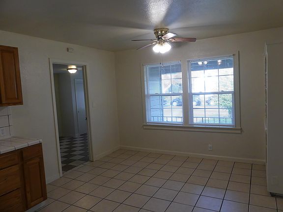 4th image of 2144 E Hazelton Ave