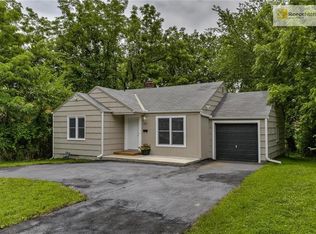 1325 E 66th Ter, Kansas City, MO 64131
