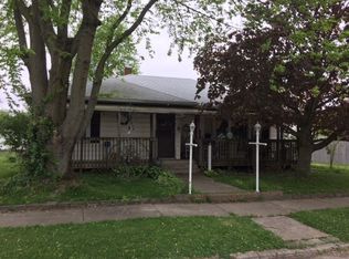 105 S 1st St, Flora, IN 46929
