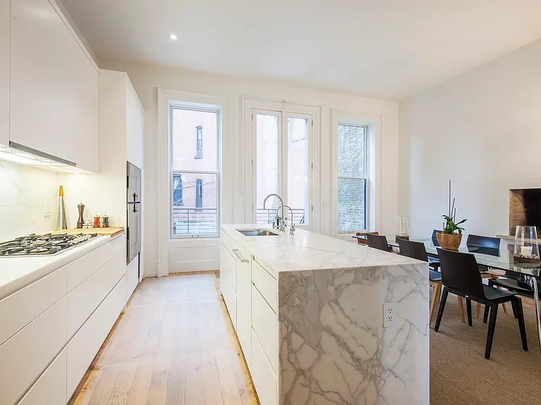 189 6th Ave #TOWNHOME — Photo 8