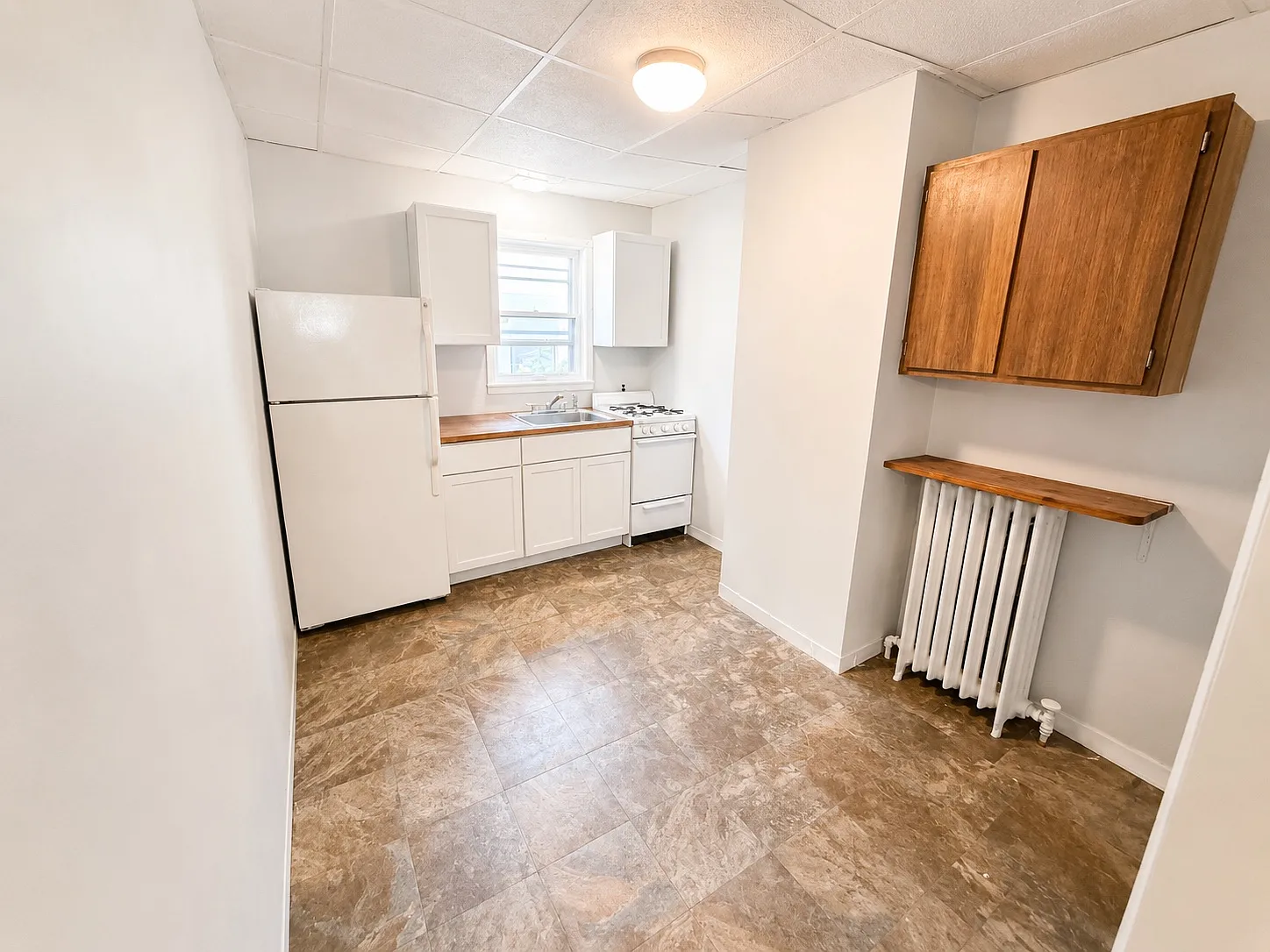 319 Park Ave — Photo 3