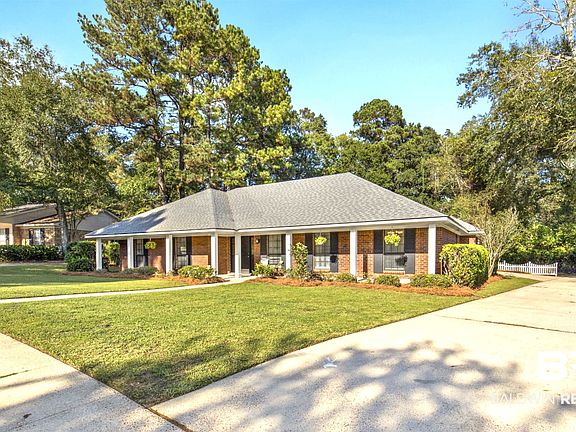 2nd image of 803 Regents Dr E