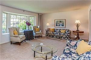 3rd image of 9260 Shady Tree Ct