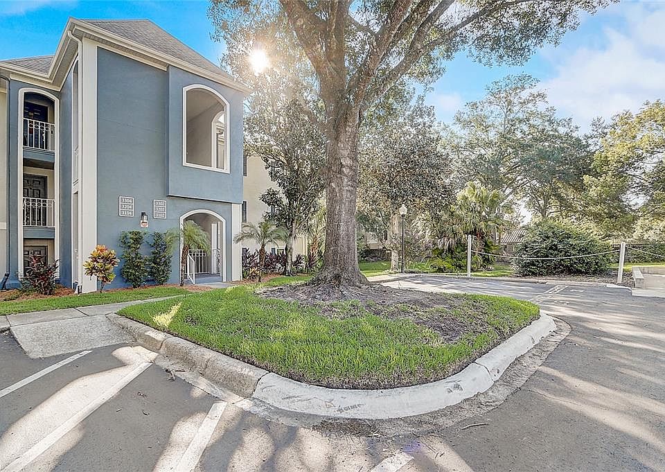 1st image of 3102 Clubside Dr