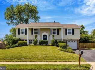 4224 Minstrell Ln, Fairfax, VA 22033