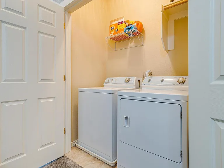 washer and dryer included