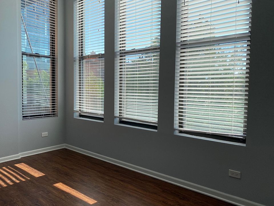1st image of 1057 W Grand Ave #2S