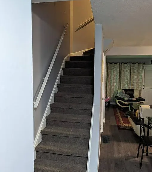 496 Grey St — Photo 22
