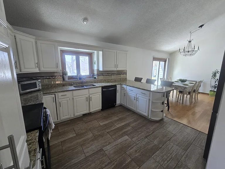 8145 S White Oak Dr — Photo 11
