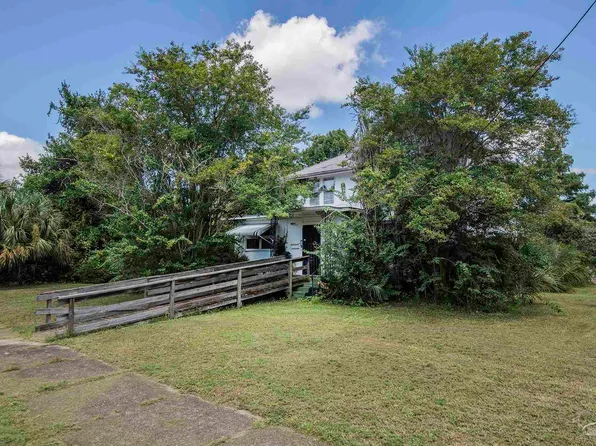 700 W Moreno St, Pensacola, FL 32501