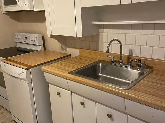 3rd image of 3164 Meadowbrook Blvd APT 2