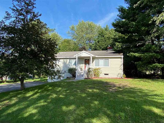 2nd image of 135 Leroy St