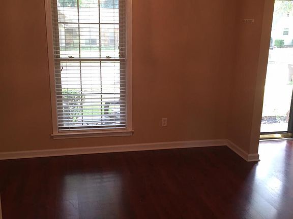 4th image of 6356 Briargate Dr