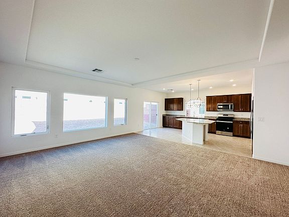 4th image of 7751 Bellenden St