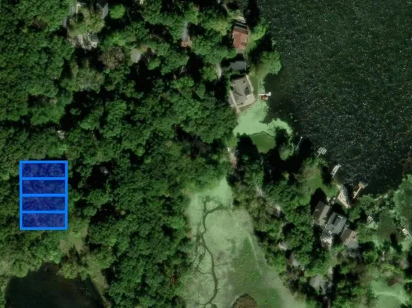 4513 Bear Ln, Valparaiso, IN 46383