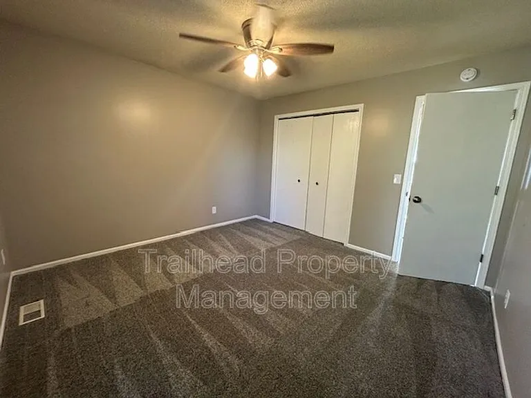 219 N Garrison Ave #4 — Photo 9
