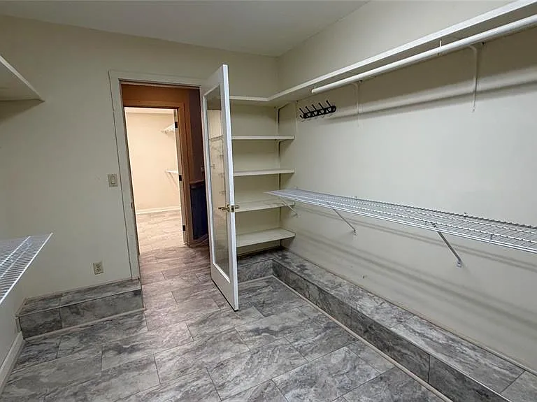 8445 Cessna Dr — Photo 46