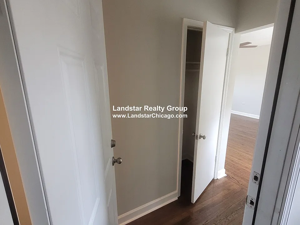1319 W Sherwin Ave #1A