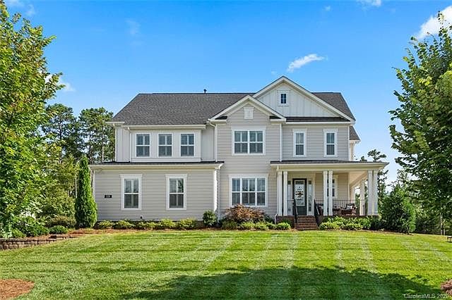 1st image of 225 Monteray Oaks Cir