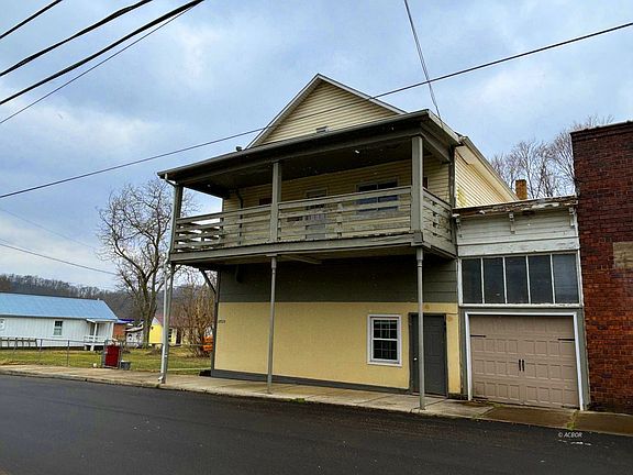 3rd image of 17725 N Akron Ave