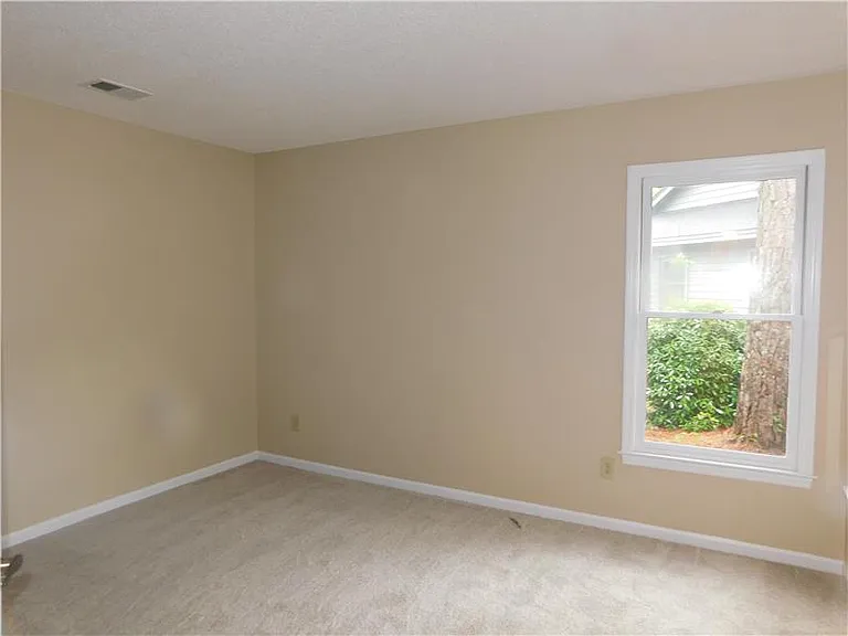 120 Juneberry Ln — Photo 16
