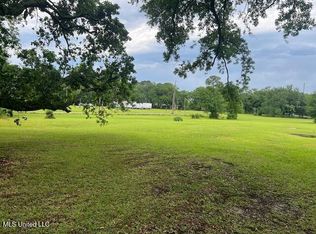 4803 Orchard Rd, Pascagoula, MS 39581