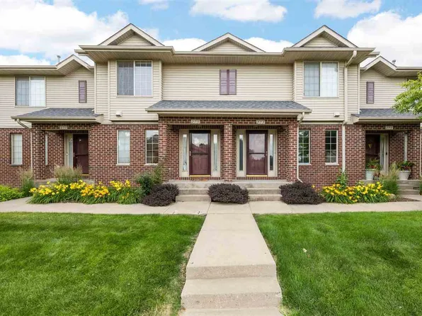 275 Camden Rd, Iowa City, IA 52245