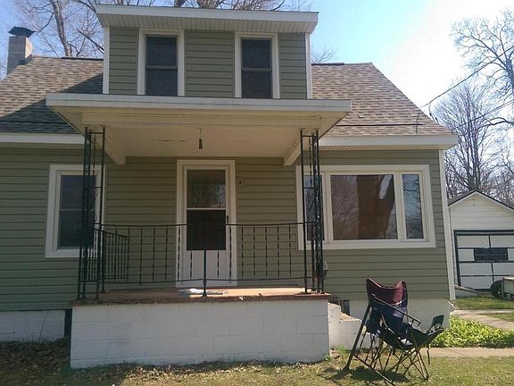 2nd image of 206 Liberty St