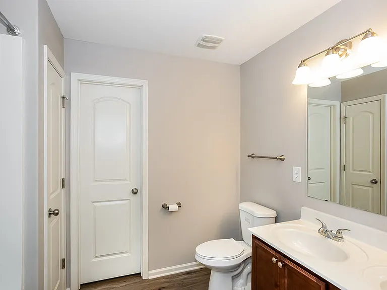 338 Olde North Church Dr — Photo 12