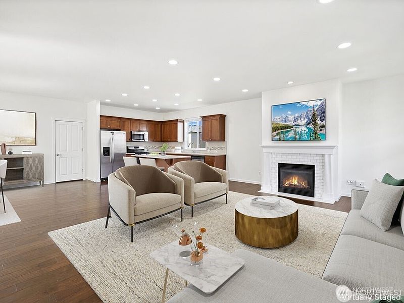 3rd image of 18404 97th Avenue Ct E