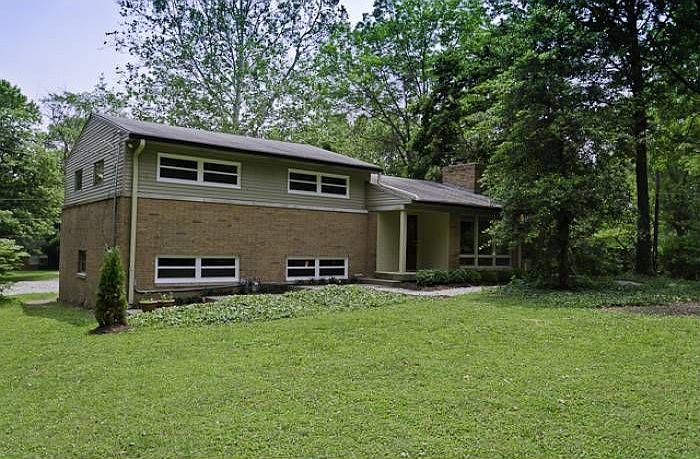 1st image of 7209 Lakeside Dr